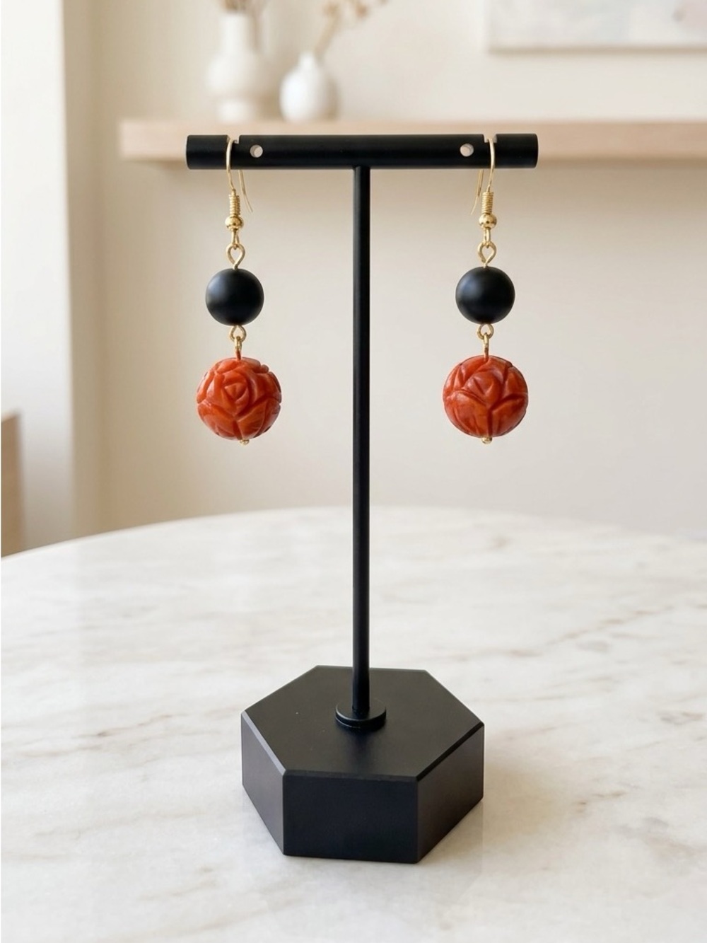 Handcrafted Carved Sponge Coral & Black Onyx Statement Necklace with Earrings - Picture 3 of 4